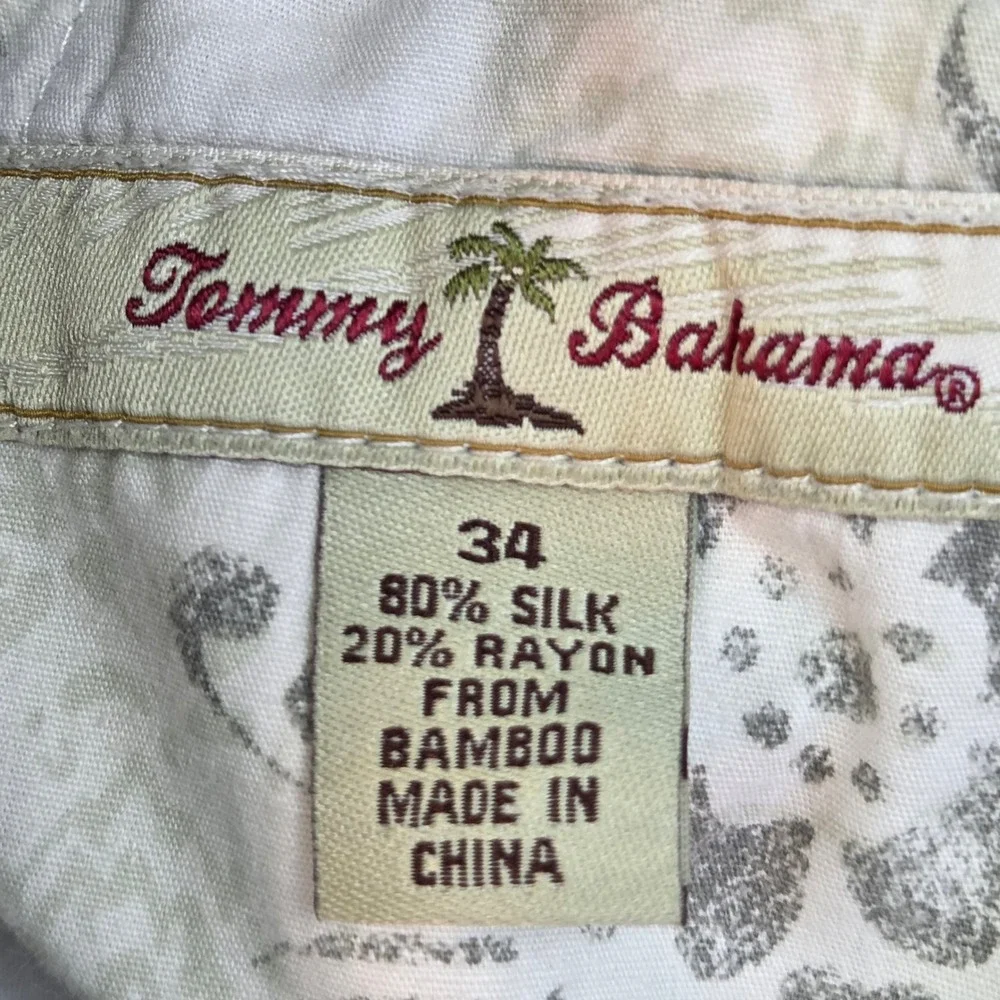 Tommy Bahama Silk Pleated Shorts‎ Mens 34 Herringbone Texture Casual Dressy Tan